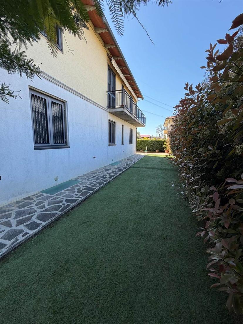 Villa in Via Fucini, Calenzano — foto 4 di 5