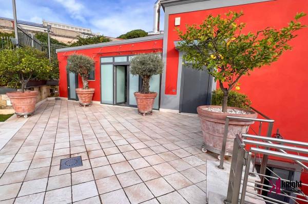 Villa in Via del Marzano 24, Napoli