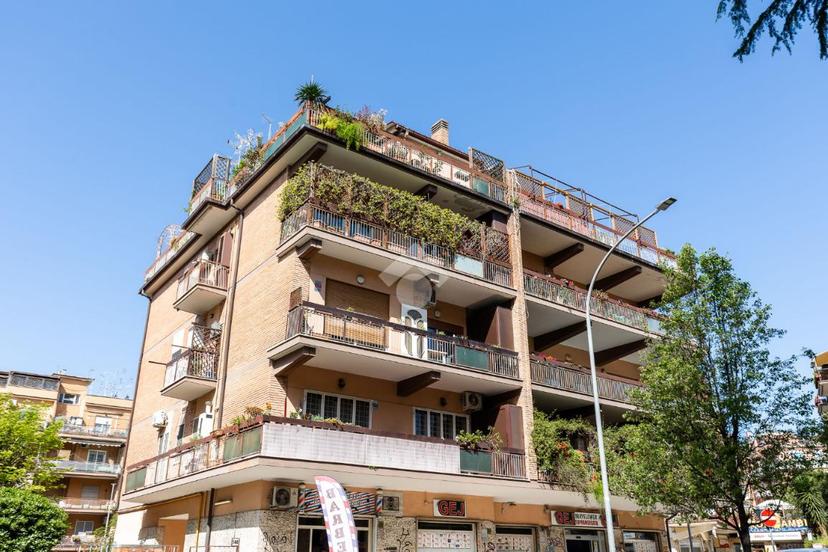 Quadrilocale in Via di Torrevecchia 140, Roma