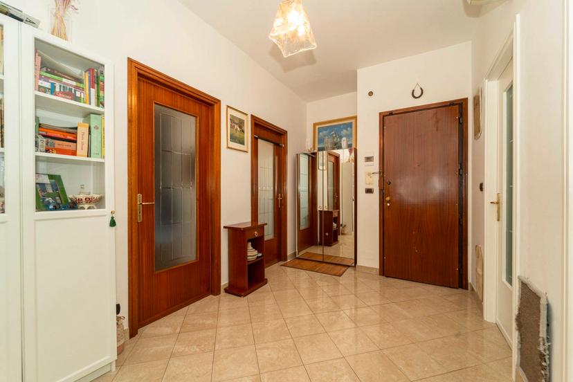 Trilocale in Via Cesare Pavese 9, Torino