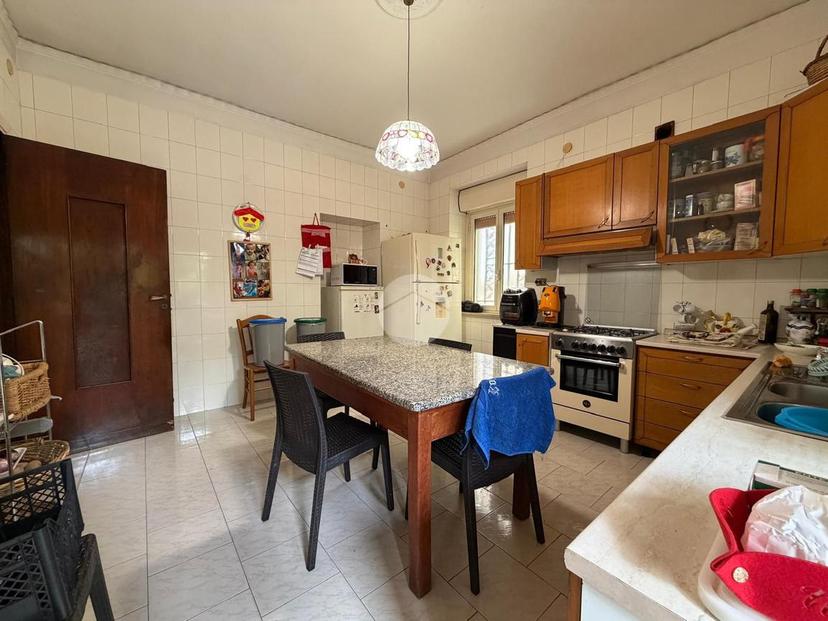 Villa in Via S. Pietro 58, Casoria — foto 3 di 5