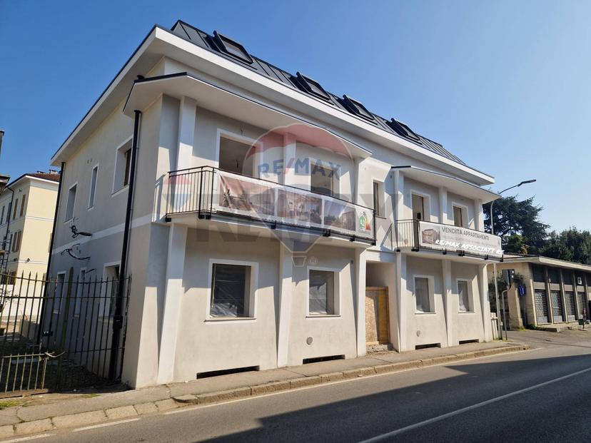 Trilocale in Via Cittadella 5, Gessate