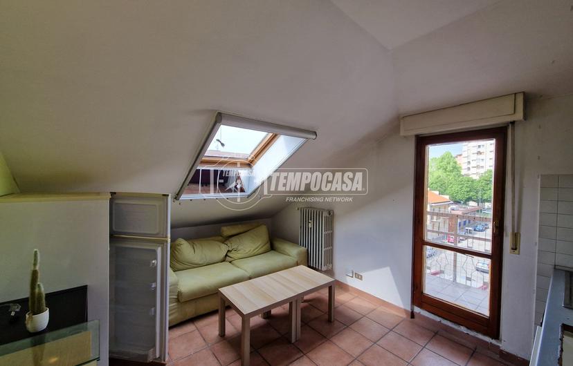 Bilocale in Via Francesco Gonin 11, Torino