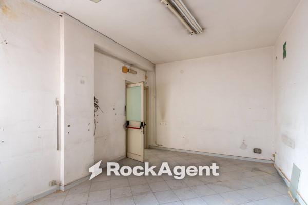 Appartamento in Via Generale Francesco Pignatelli 16bis, Napoli