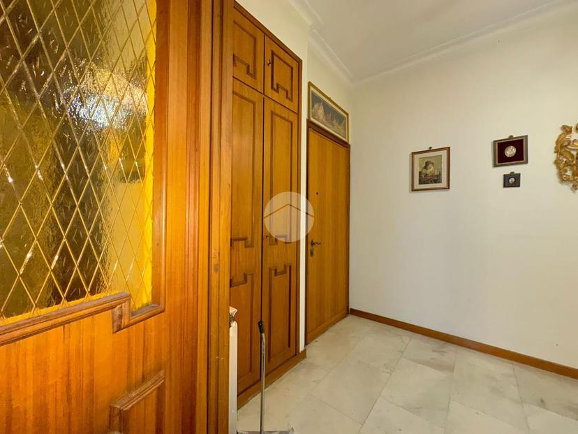 Appartamento in Via Renato Fucini 48, Roma