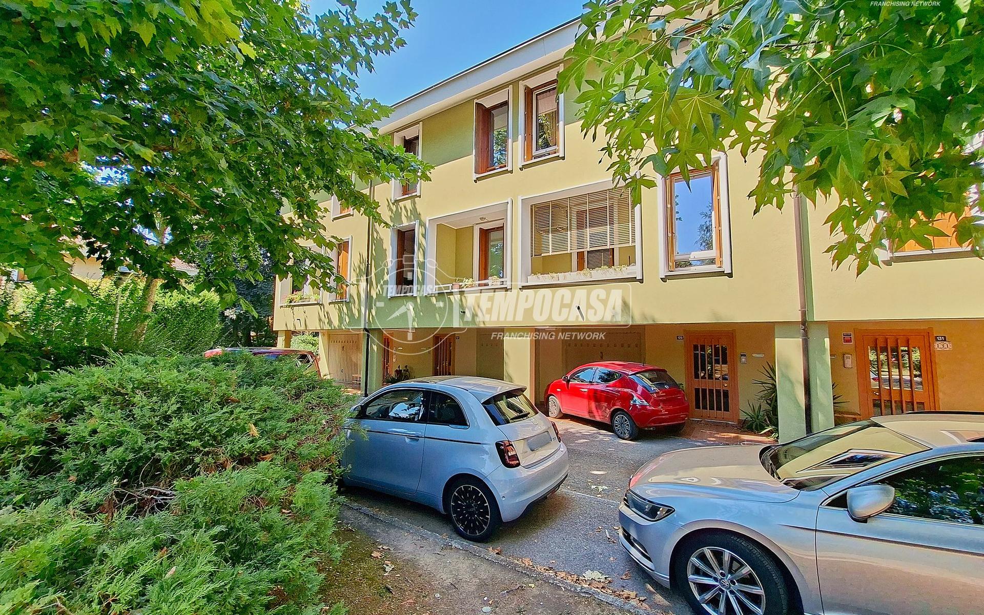 Villa a schiera in Via Matteotti, Arese