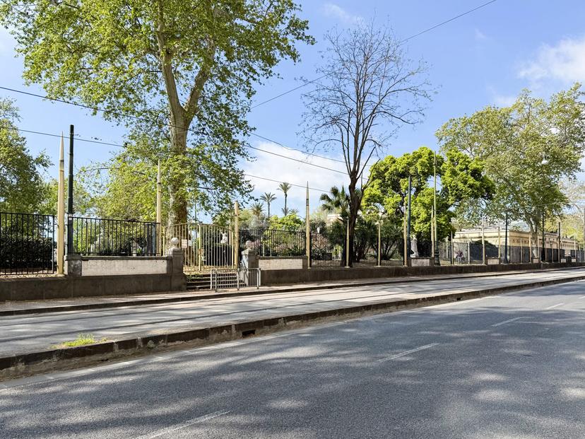 Quadrilocale in Riviera di Chiaia 264, Napoli