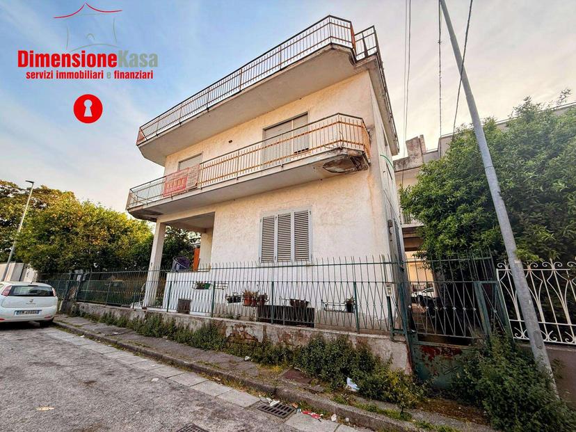 Trilocale in Via Parini 3, Cimitile