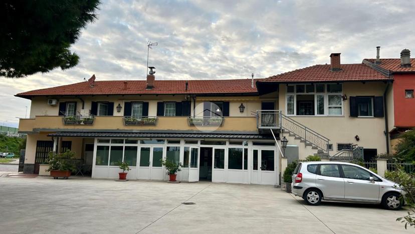 Casa indipendente in Strada Torino 68, Beinasco
