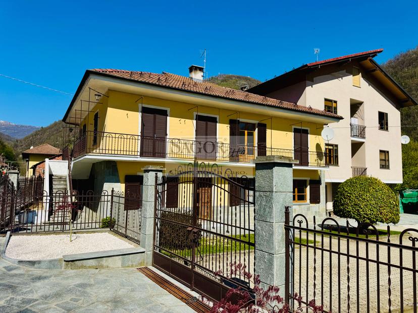 Villa in Via Ponte Palestro  13, San Germano Chisone — foto 2 di 5