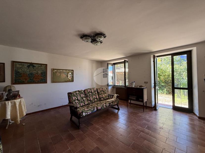 Casa indipendente in Via Trento, Pavone Canavese