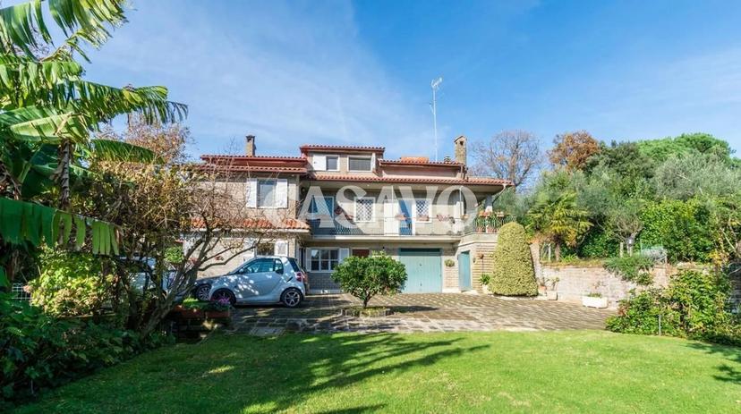 Villa in Via degli Scopetoni 11, Manziana