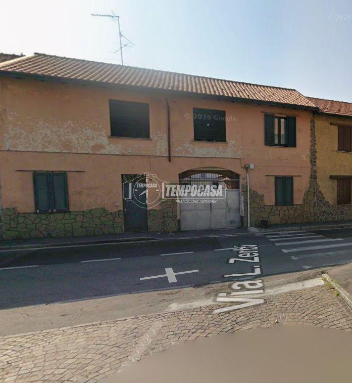 Quadrilocale in Via Luigi Zerbi 12, Cerro Maggiore