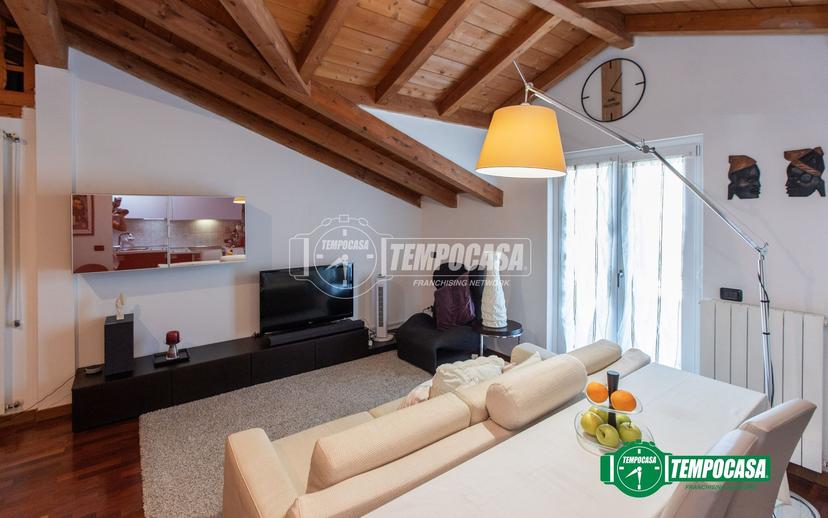 Trilocale in Via Morandi R. 2/a, Magnago — foto 5 di 5