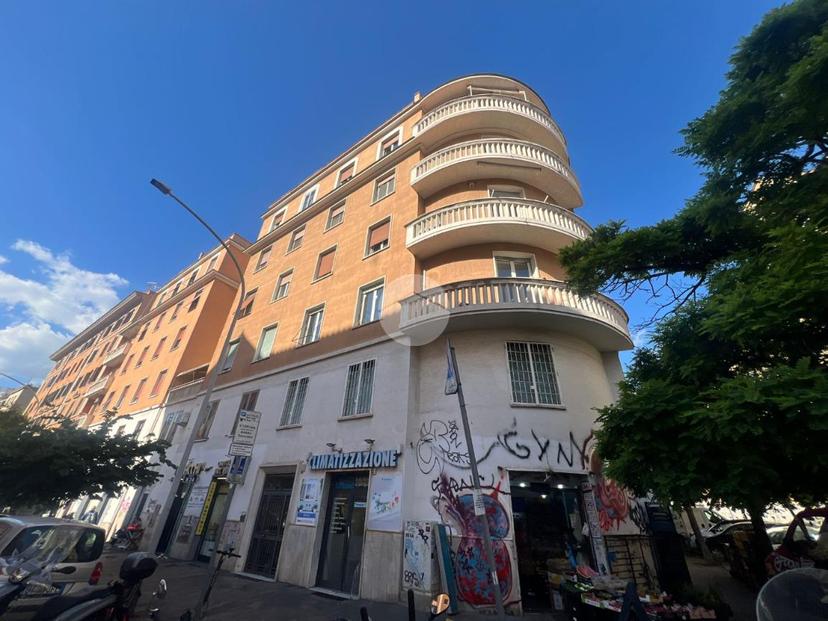 Bilocale in Via Enna 21, Roma