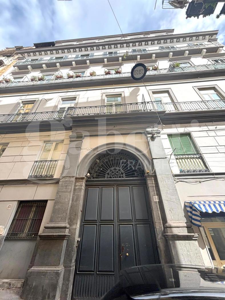 Appartamento in Via San Carlo alle Mortelle, Napoli