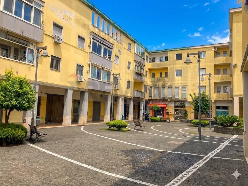 Trilocale in Piazza Nicola Amodio 15, Pollena Trocchia