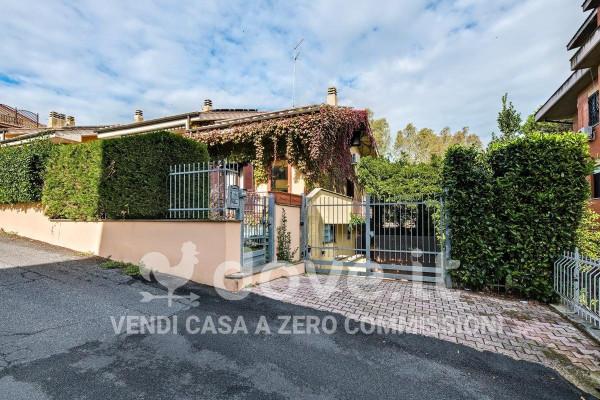 Villa in Via Eligio Possenti 48, Roma