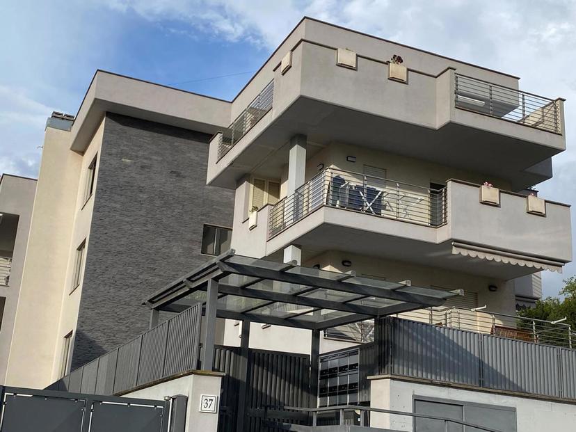 Bilocale in Via del Casale Ninfeo  37, Roma