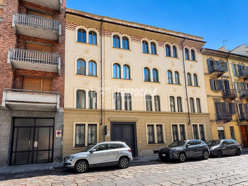 Bilocale in Via Cesare Lombroso 13, Torino