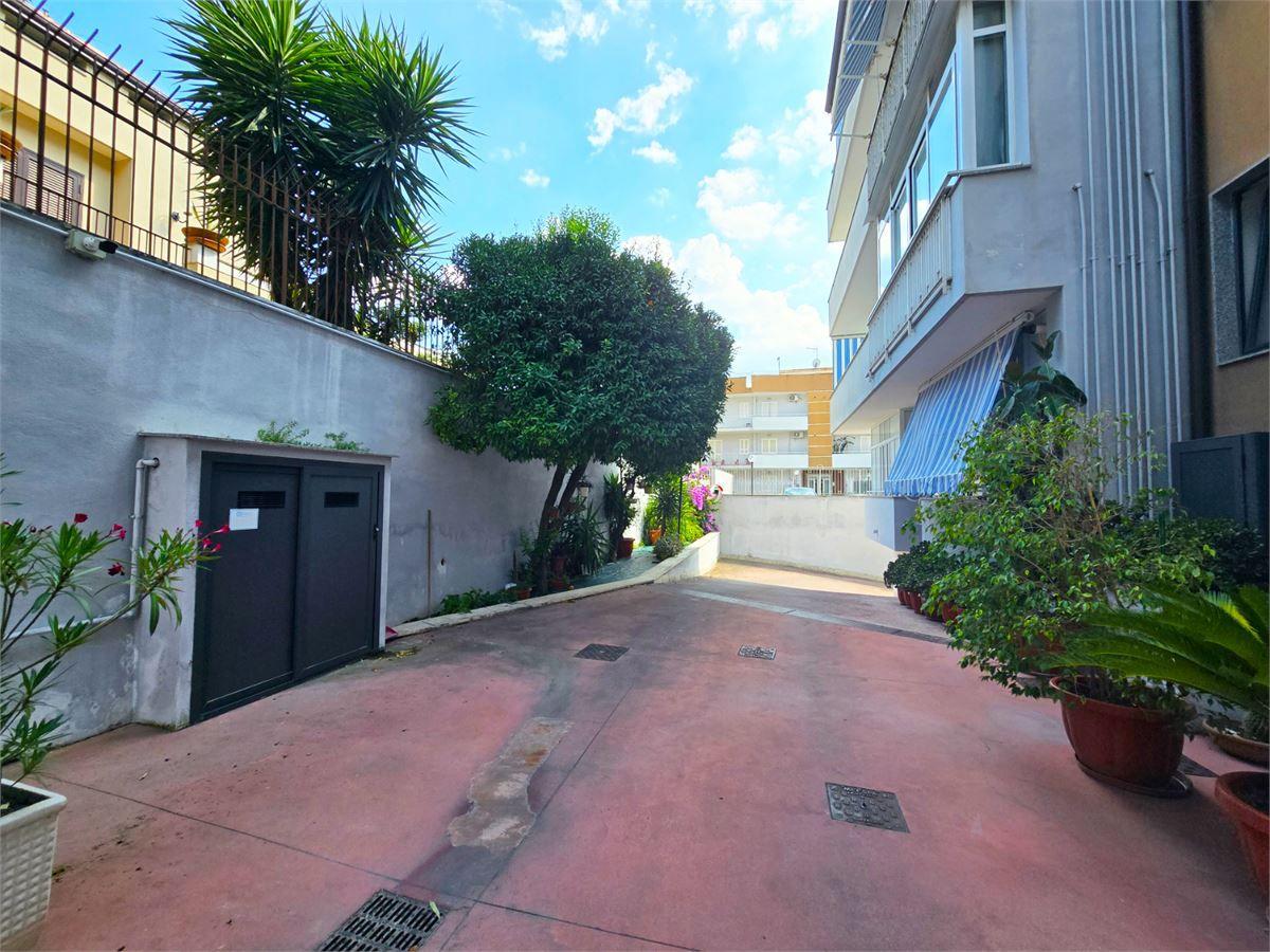 Bilocale in Via Madonna delle Grazie 99, Mugnano di Napoli