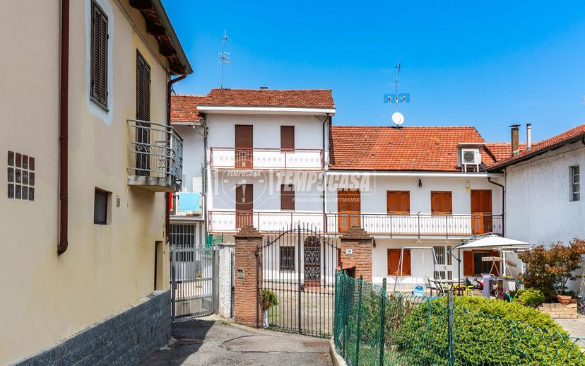 Casa indipendente in Via Rostagno 16, Castiglione Torinese — foto 5 di 5