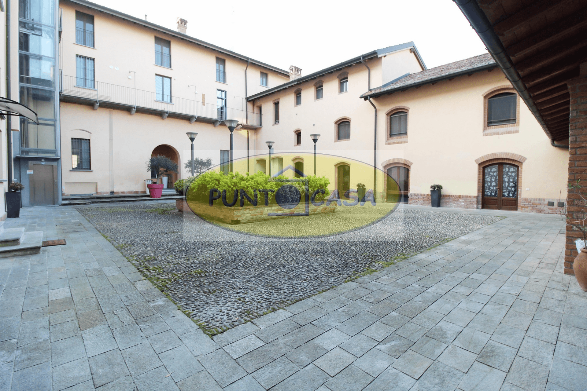 Trilocale in Via Emilio Azzi 86, San Colombano al Lambro