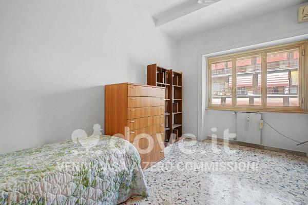 Trilocale in Via Giacomo Bresadola 54, Roma