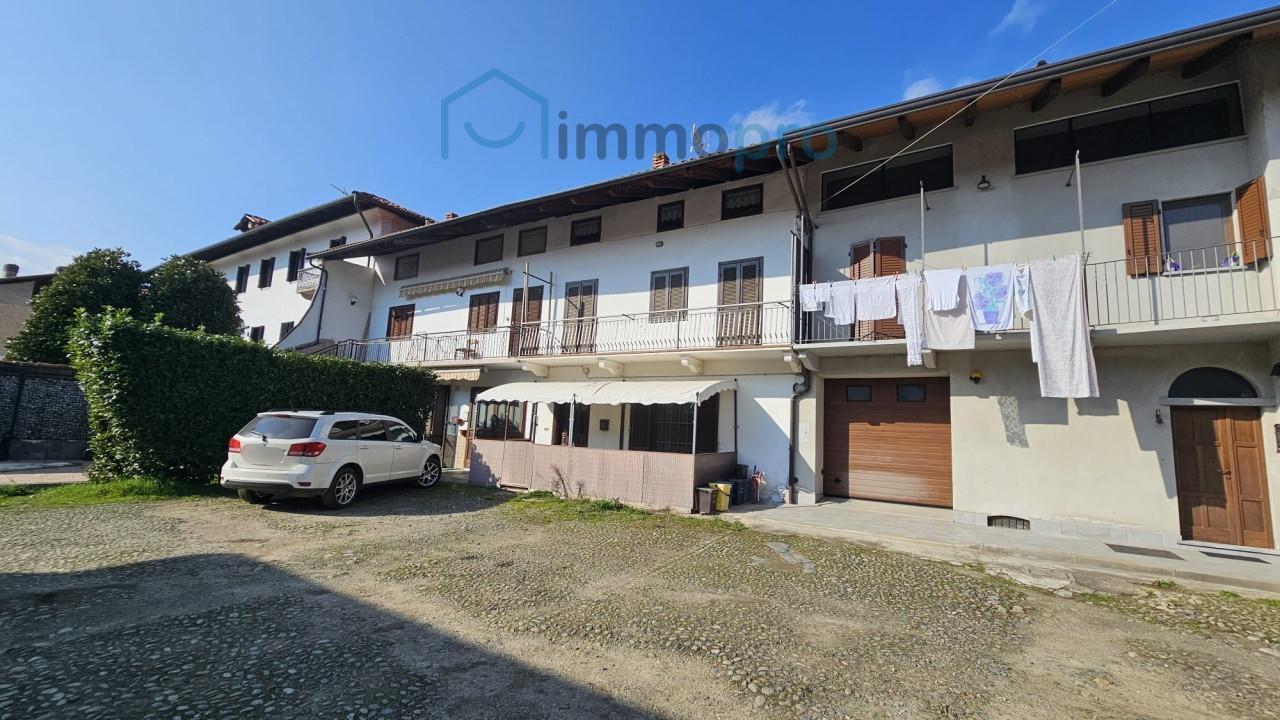 Casa indipendente in Via Cesare Battisti, 13, Favria