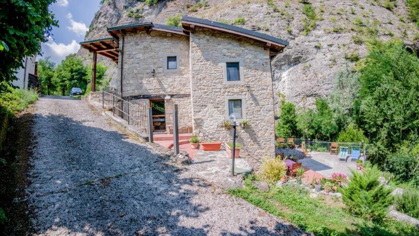 Casa indipendente in Via Cucco 119, Vergato