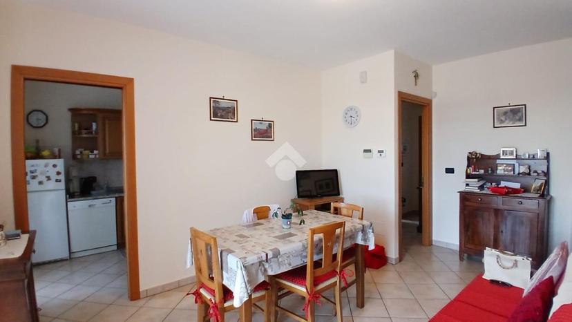 Quadrilocale in Via Martiri della Liberta' 16, Castagnole Piemonte