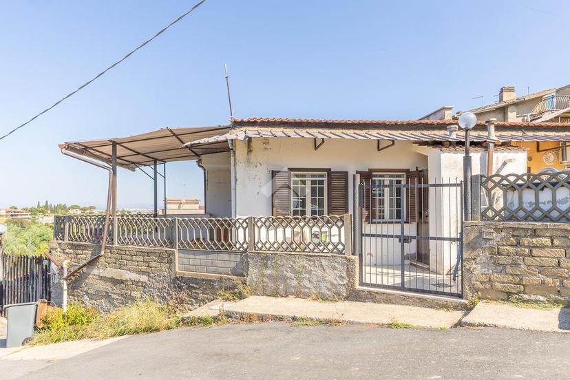 Villa in Via Giosue Carducci 1, Zagarolo — foto 2 di 5