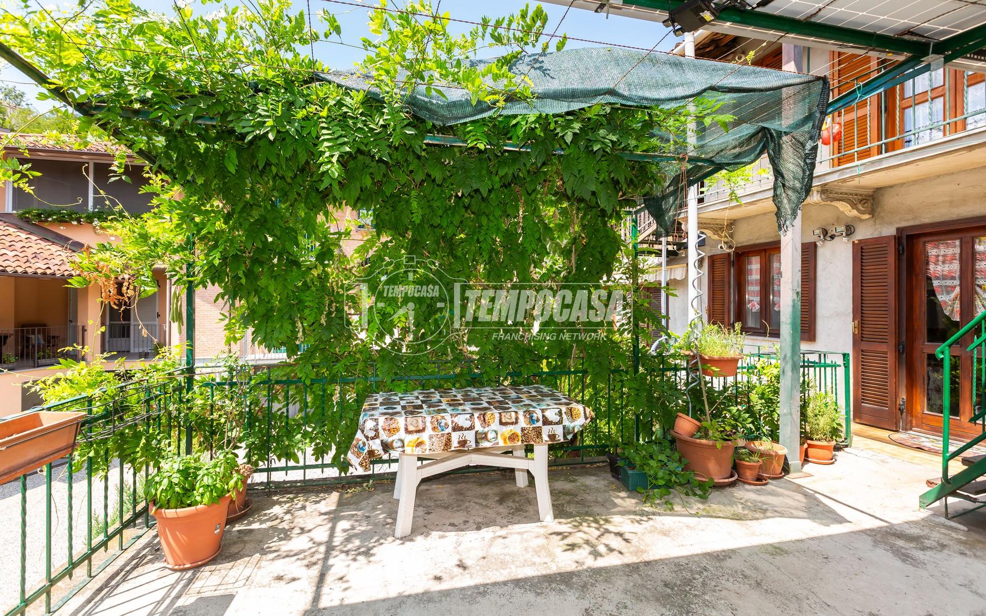 Appartamento in Piazza S. Rocco 3, Castiglione Torinese