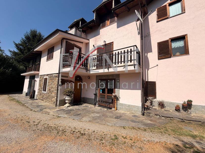 Villa in Borgata Ciardossina 5, Villar Perosa
