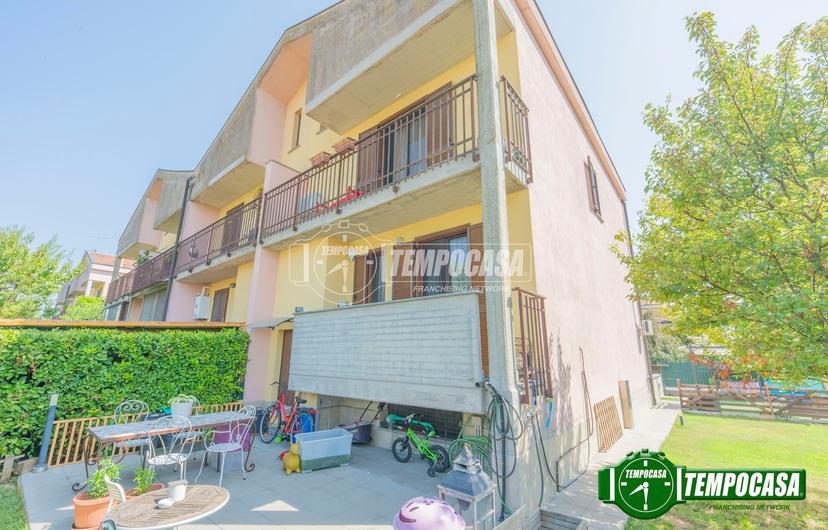 Villa in Via Giovanni Falcone, Noviglio — foto 5 di 5
