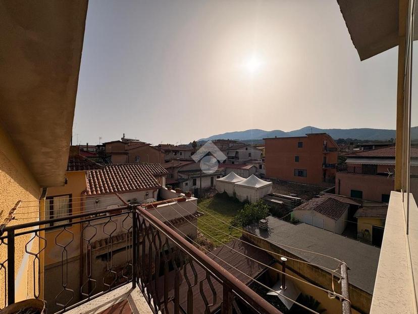 Trilocale in Via Riccardello Annibaldi 15, Lariano