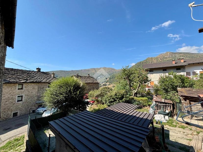 Casa indipendente in Via Guglielmo Marconi 18, Traversella