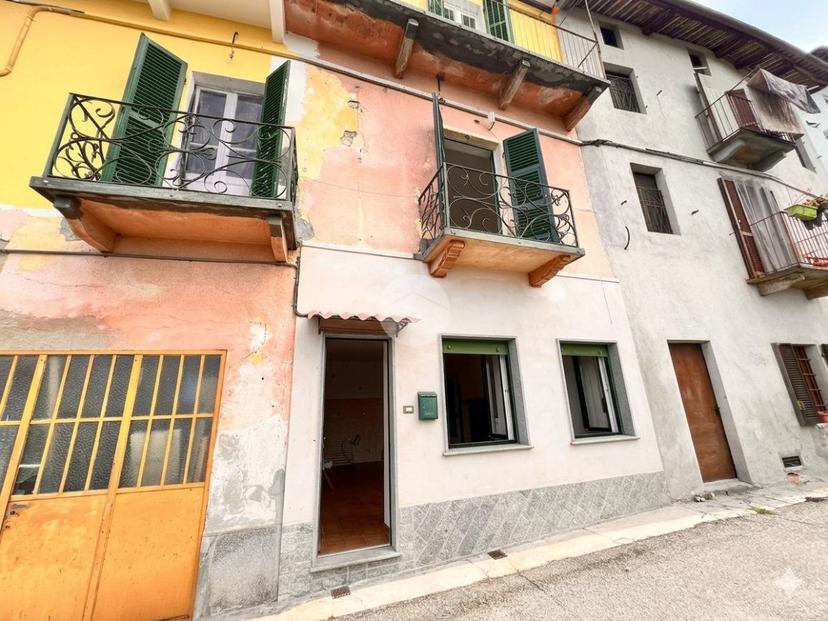 Casa indipendente in Via Umberto I 16, Sciolze