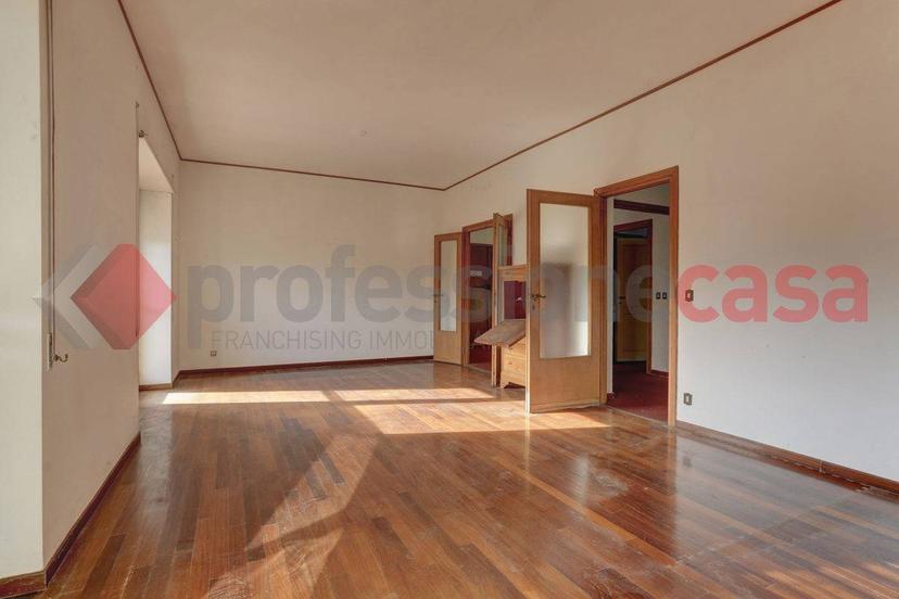 Appartamento in Via Italo Panattoni 128, Roma