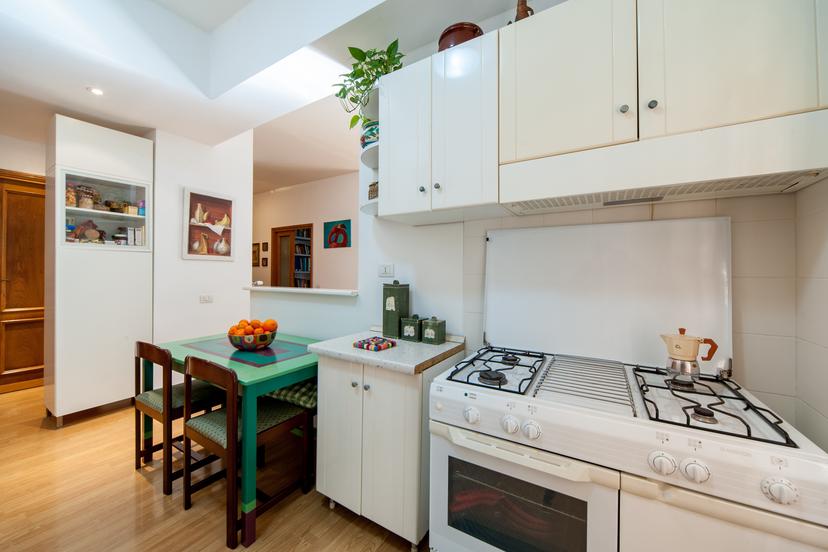 Quadrilocale in Via Costanzo Casana 37, Roma