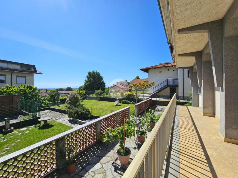 Villa in Via S. Pietro, Caluso — foto 2 di 5