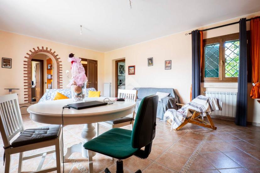 Villa in Via dei Cioccati 9, Sant'Angelo Romano