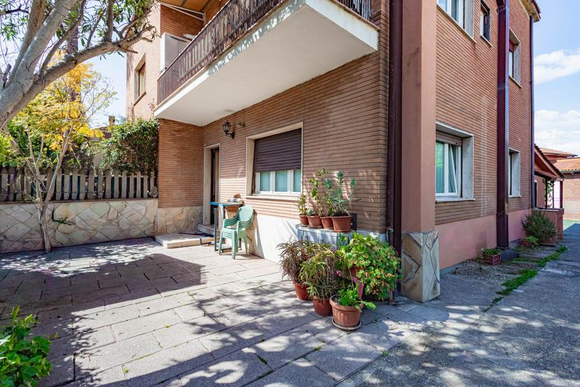Casa indipendente in Via Minerbio 68, Roma — foto 2 di 5