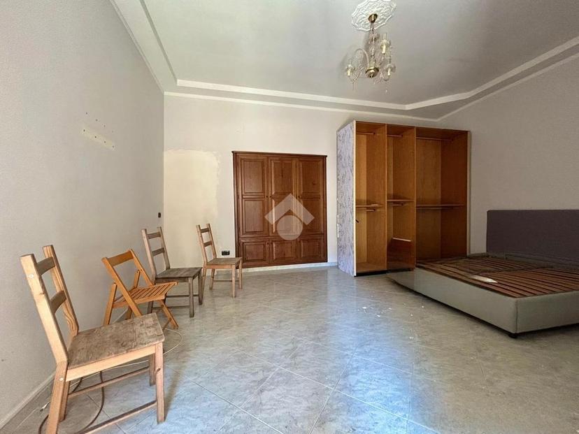 Bilocale in Via Aquileia 51, Napoli