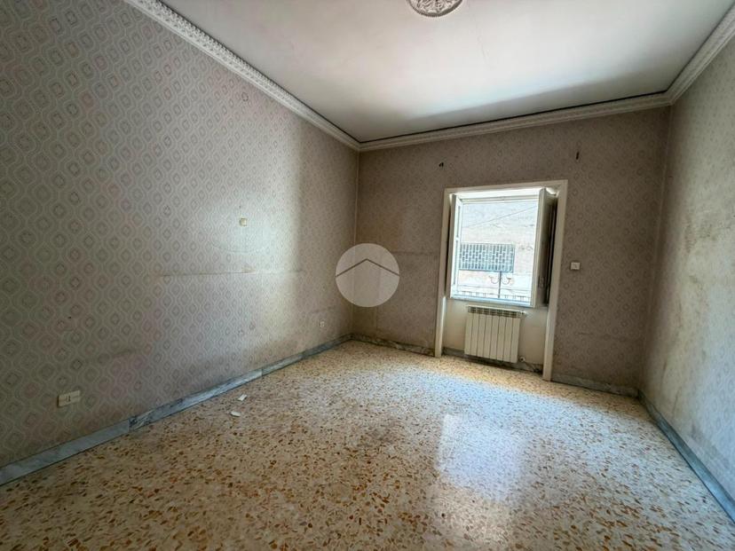 Trilocale in Via T. Campanella 21, Caivano — foto 2 di 5
