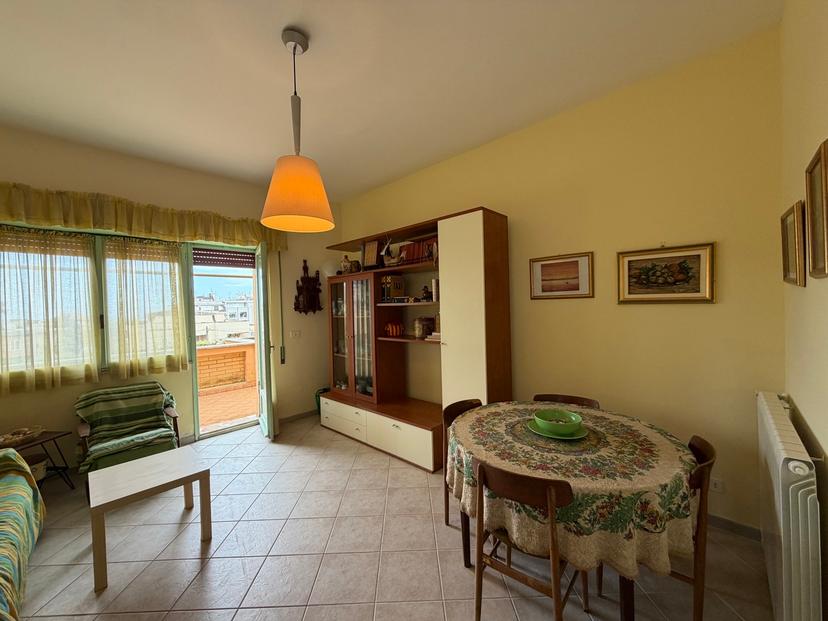 Trilocale in Viale del Corallo 10, Anzio