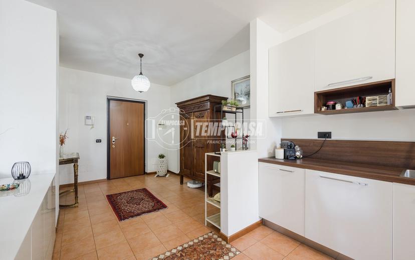 Trilocale in Via Benedetto Croce, Trezzano sul Naviglio — foto 3 di 5