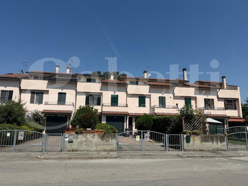 Villa a schiera in Via della Liberazione, Budrio — foto 2 di 5