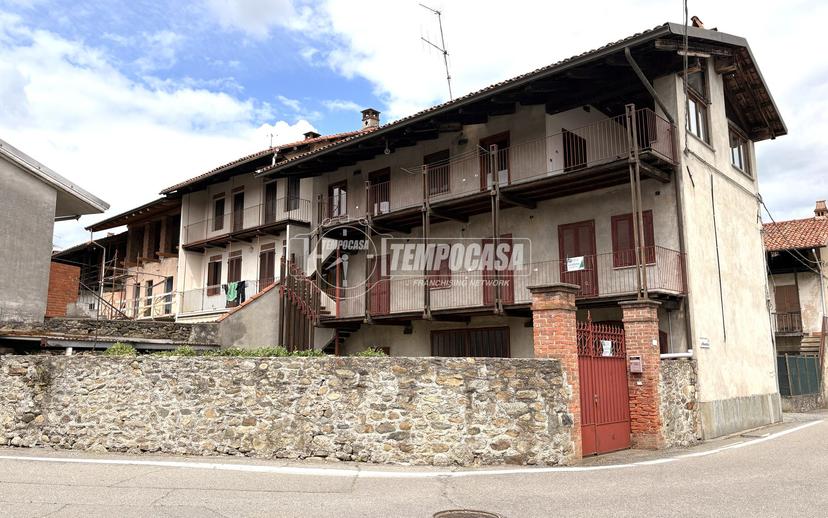 Casa indipendente in Via IV Novembre, Settimo Rottaro — foto 2 di 5