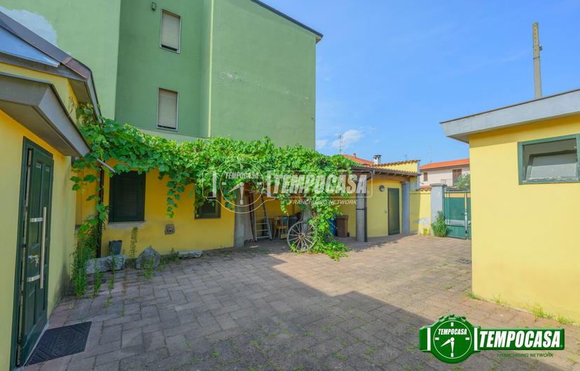 Casa indipendente in Via Allievi Achille, Rosate — foto 4 di 5